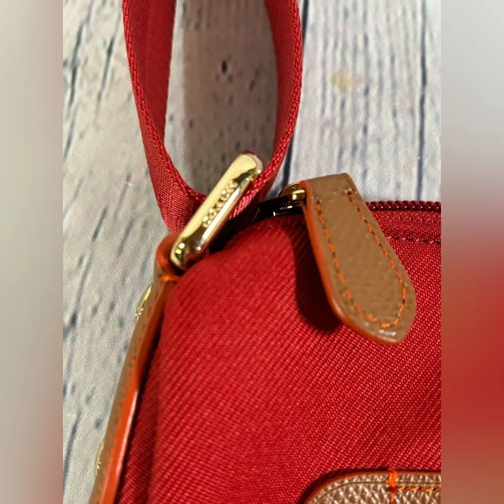 COACH Sawyer Red Crossbody - Picture 6 of 11